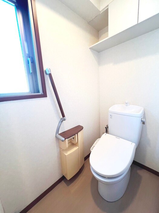 物件内観写真12　(トイレ)