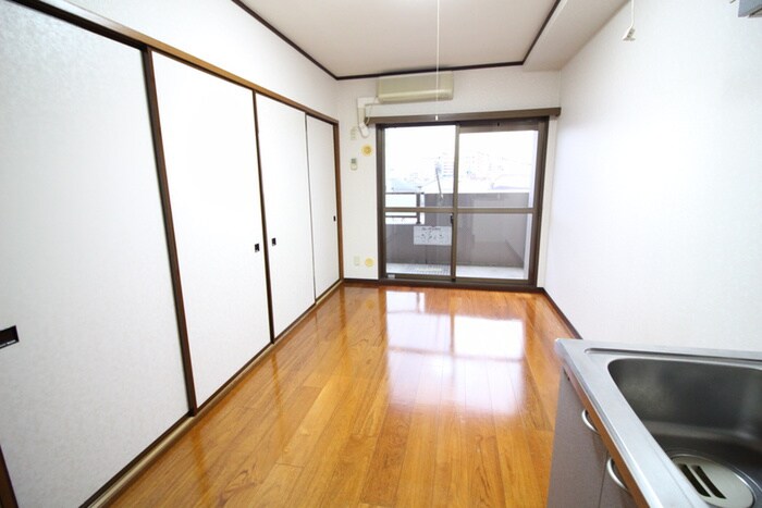 物件内観写真7　(居室)