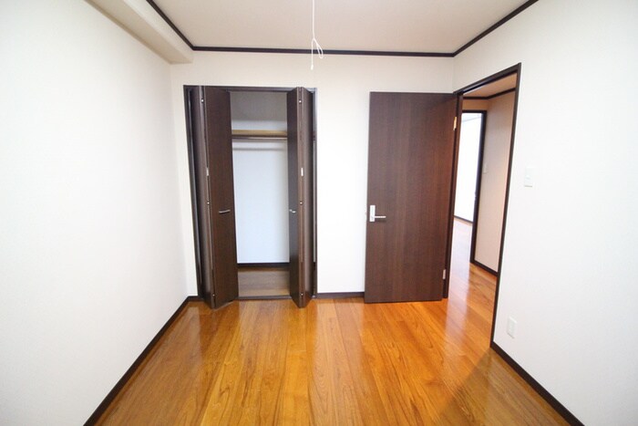 物件内観写真10　(収納)