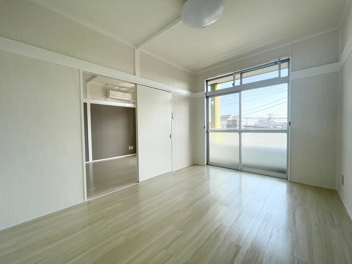 物件内観写真7　(居室)