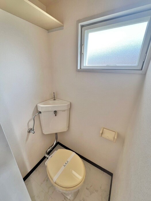 物件内観写真11　(トイレ)