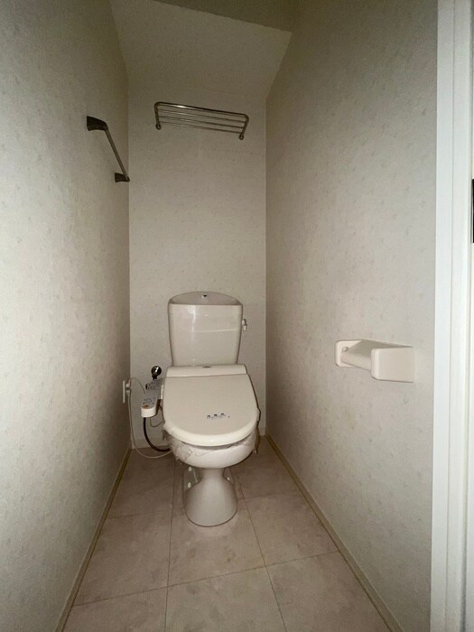 物件内観写真9　(トイレ)