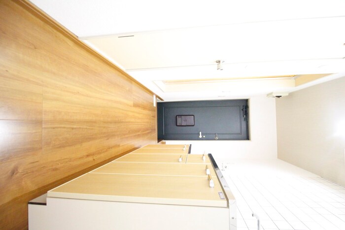 物件内観写真15　(廊下)