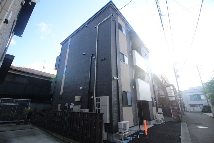 物件外観写真6　(駐輪場)