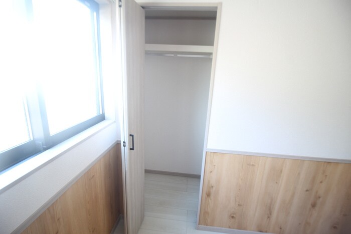 物件内観写真11　(収納)