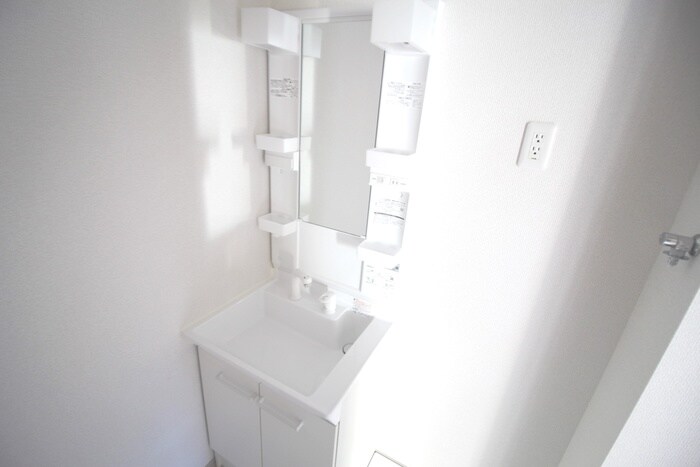 物件内観写真13　(洗面)