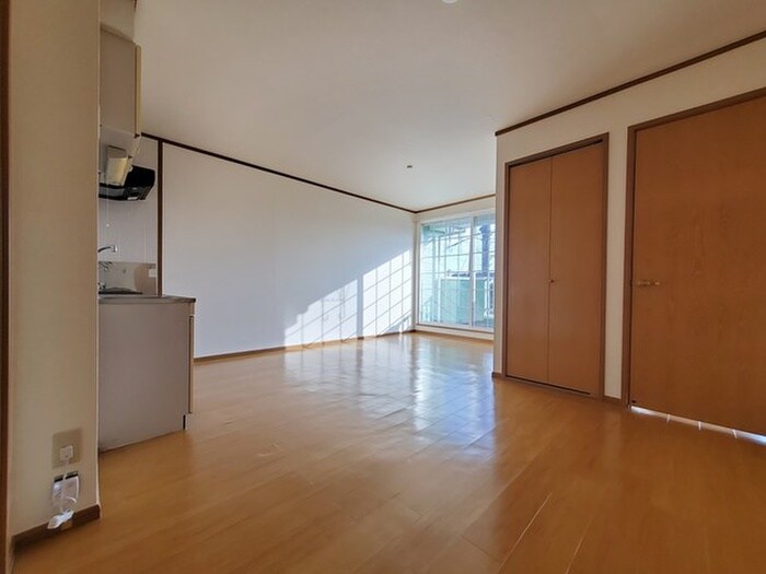 物件内観写真4　(居室)