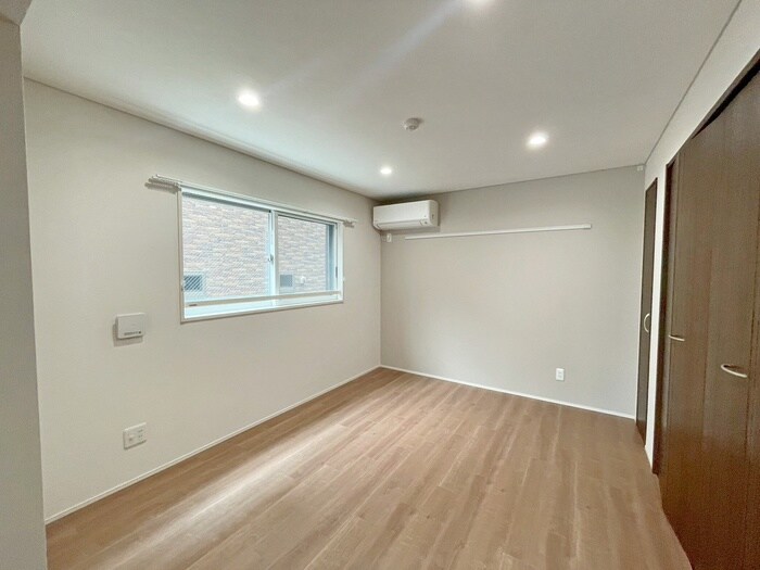 物件内観写真18　(居室)