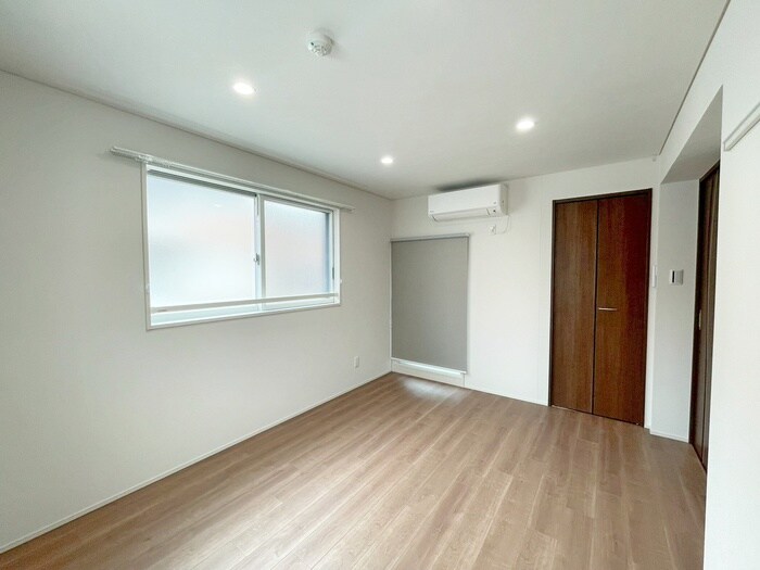 物件内観写真18　(居室)