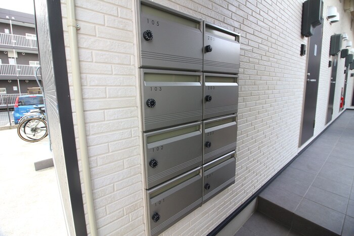 物件外観写真4　(建物設備)