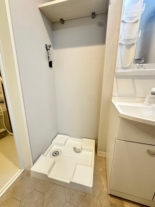 物件内観写真17　(洗濯機置場)