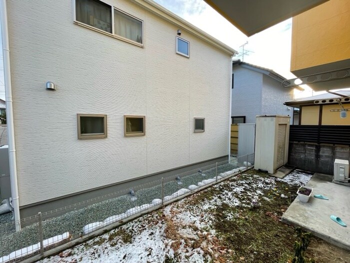 物件内観写真18　(室内からの展望)