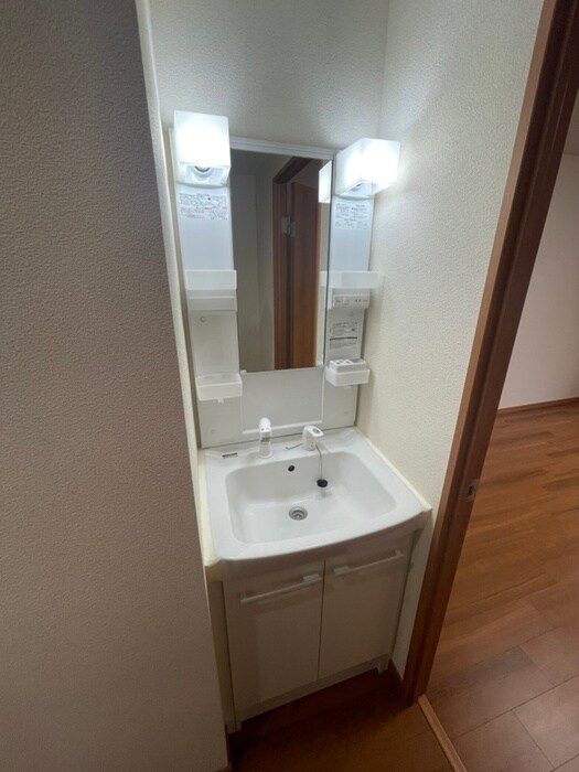 物件内観写真13　(洗面)