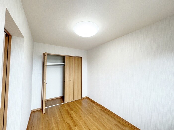 物件内観写真19　(居室)