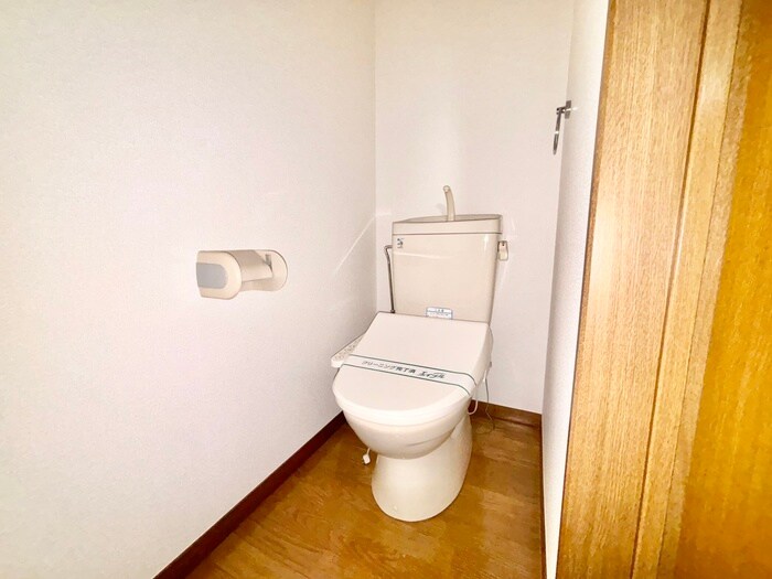 物件内観写真15　(トイレ)