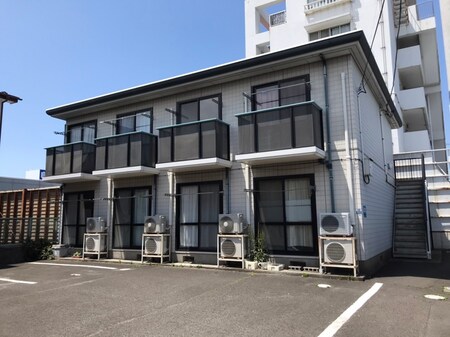 ロイヤルヒルズ町前外観写真