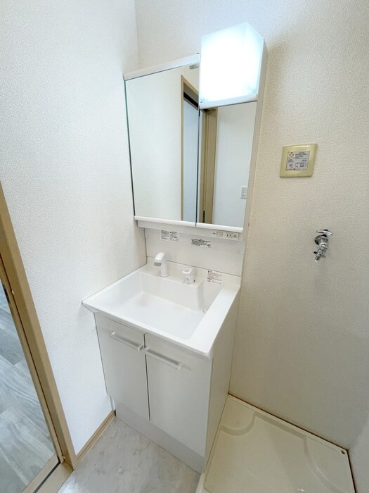 物件内観写真11　(洗面)