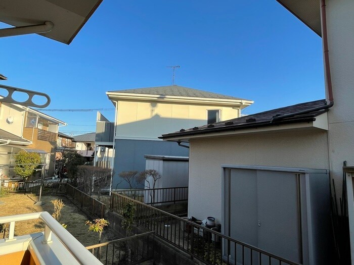 物件内観写真16　(室内からの展望)