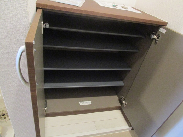 物件内観写真18　(靴箱)