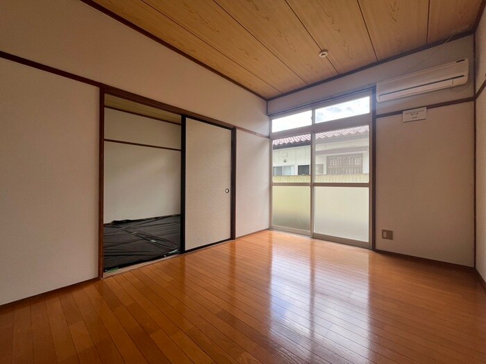 物件内観写真7　(居室)