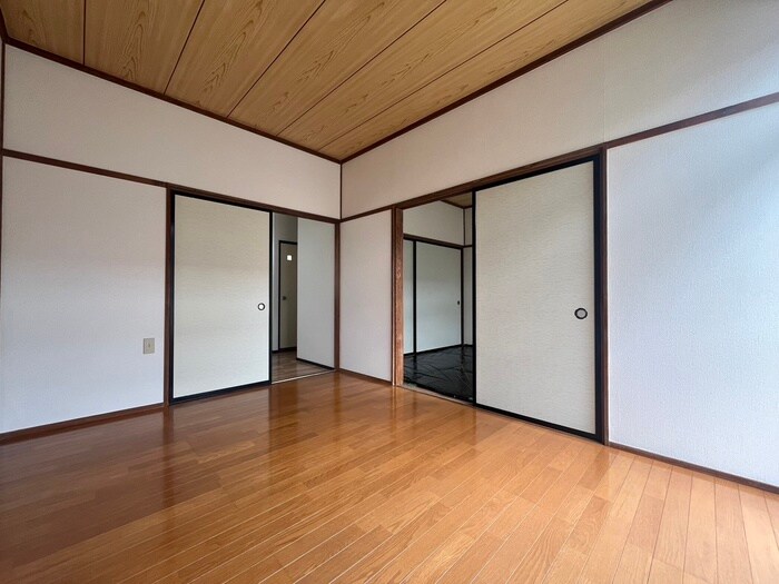 物件内観写真8　(居室)