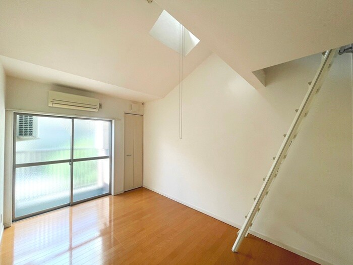 物件内観写真7　(居室)