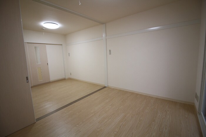 物件内観写真18　(居室)