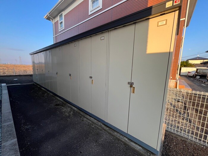 物件外観写真4　(建物設備)