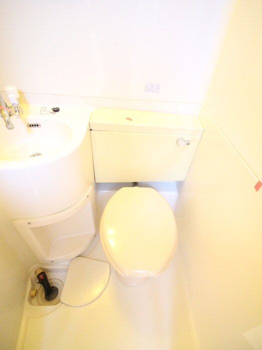 物件内観写真14　(トイレ)