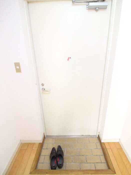 物件内観写真21　(玄関)