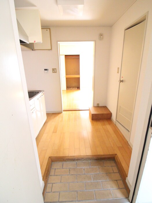 物件内観写真22　(廊下)