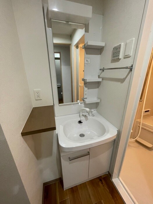 物件内観写真14　(洗面)