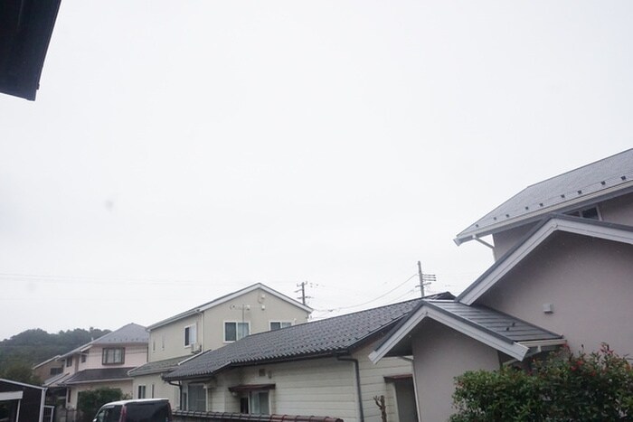 物件内観写真10　(室内からの展望)