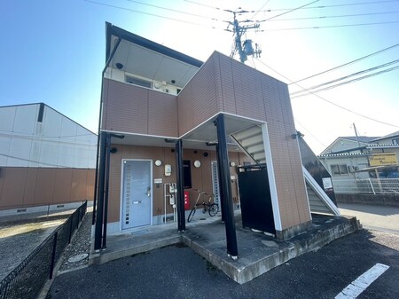 イーストパレスＤ外観写真