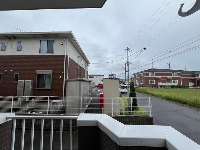 物件内観写真18　(室内からの展望)