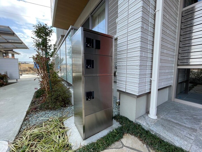 物件外観写真6　(建物設備)