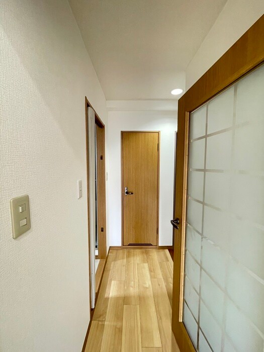 物件内観写真18　(廊下)