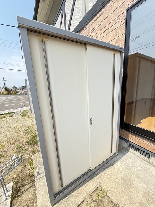 物件外観写真4　(建物設備)