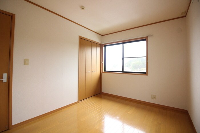 物件内観写真10　(居室)