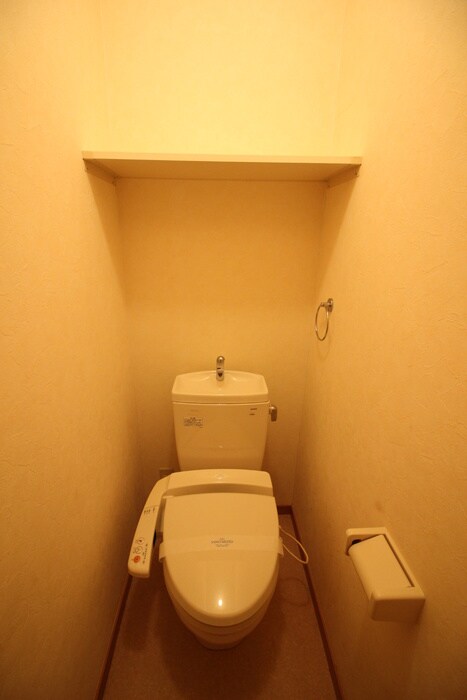 物件内観写真15　(トイレ)