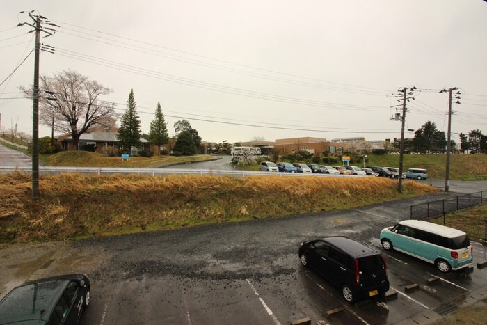 物件内観写真22　(室内からの展望)