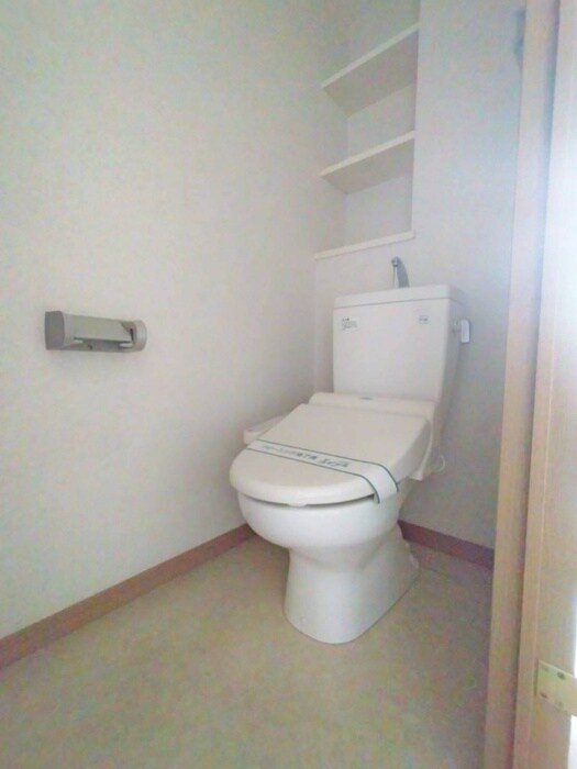 物件内観写真11　(トイレ)