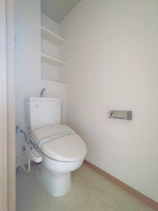 物件内観写真11　(トイレ)