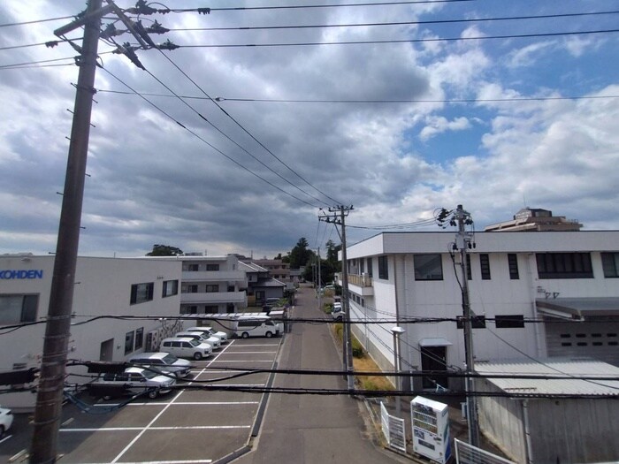 物件内観写真15　(室内からの展望)