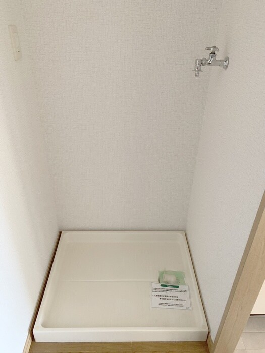 物件内観写真20　(洗濯機置場)