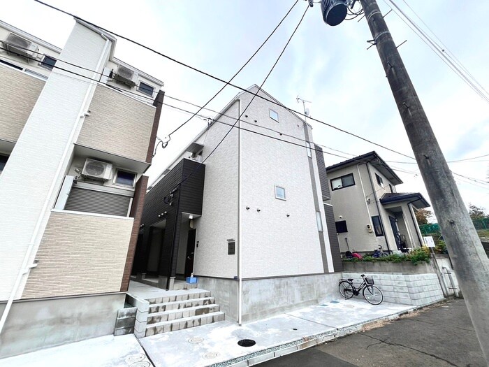 物件外観写真1　(外観写真)