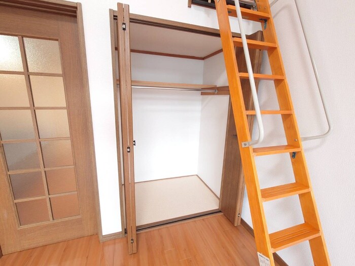 物件内観写真15　(収納)