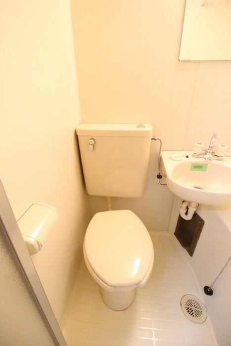 物件内観写真14　(トイレ)