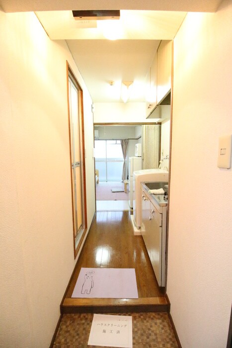 物件内観写真17　(廊下)