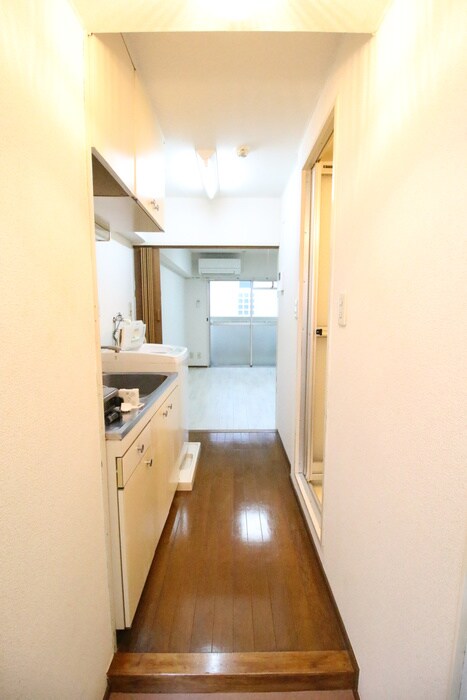 物件内観写真20　(廊下)